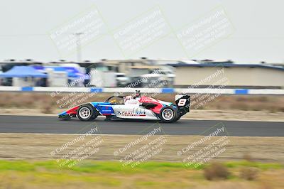 media/Jan-26-2025-CalClub SCCA (Sun) [[cfcea7df88]]/Group 2/Race/